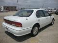 Arctic White Pearl - I 30 Touring Photo No. 8