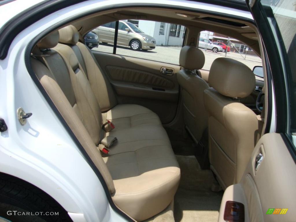 1996 I 30 Touring - Arctic White Pearl / Tan photo #25