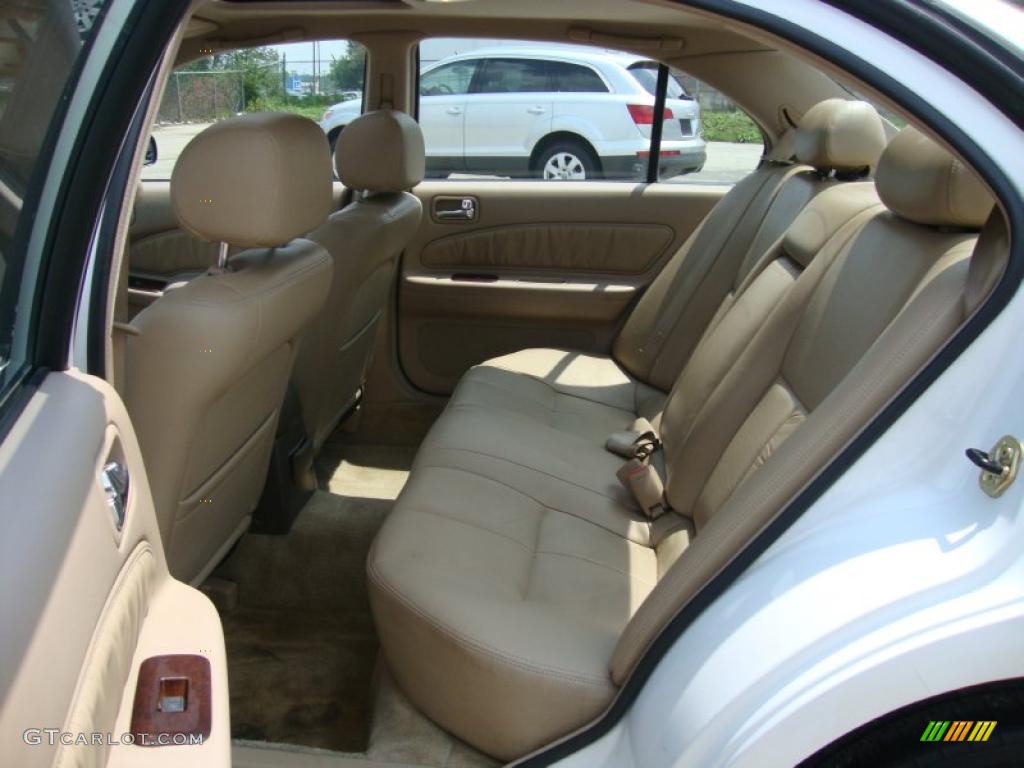 1996 I 30 Touring - Arctic White Pearl / Tan photo #26