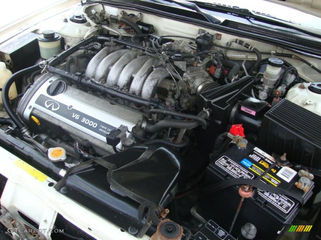 1996 I 30 Touring - Arctic White Pearl / Tan photo #33