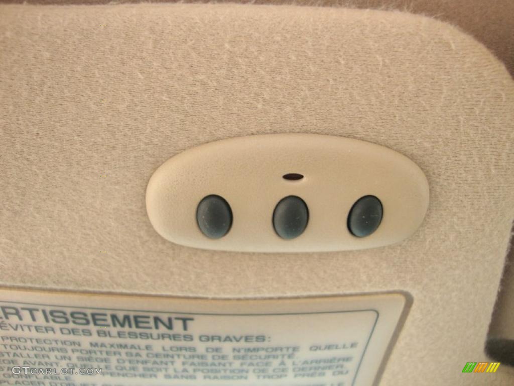 1996 I 30 Touring - Arctic White Pearl / Tan photo #47