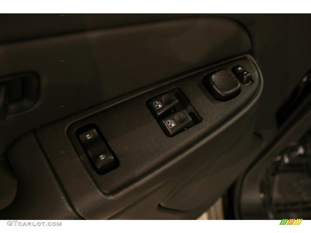 2007 Silverado 1500 Classic Z71 Extended Cab 4x4 - Black / Dark Charcoal photo #9