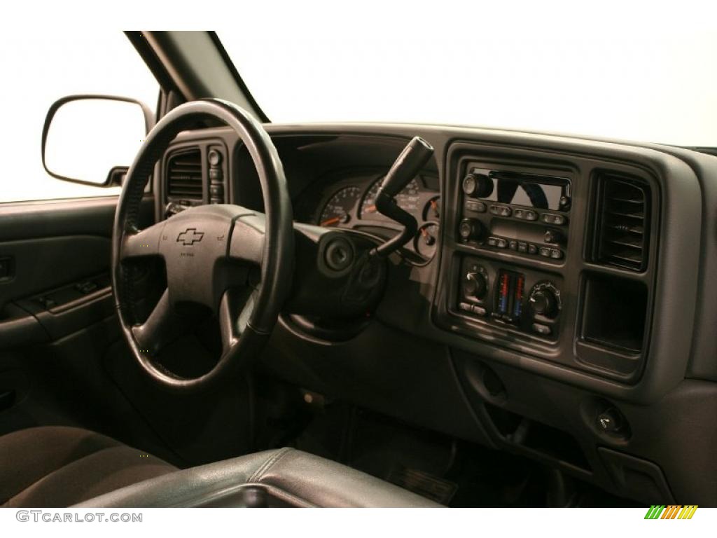 2007 Silverado 1500 Classic Z71 Extended Cab 4x4 - Black / Dark Charcoal photo #15