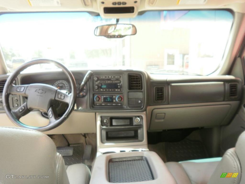 2005 Avalanche Z71 4x4 - Sandstone Metallic / Tan/Neutral photo #28