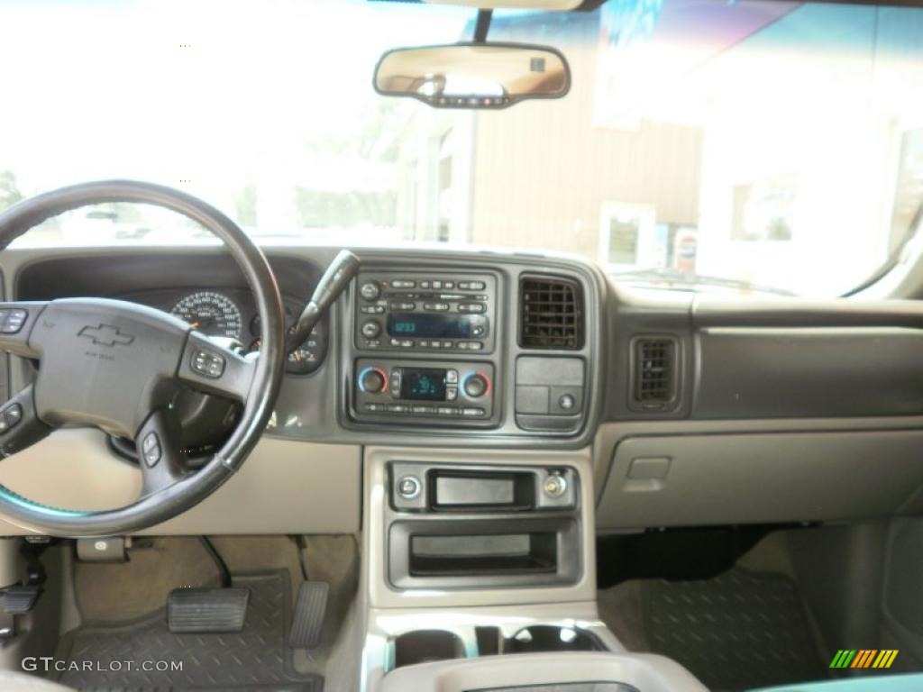 2005 Avalanche Z71 4x4 - Sandstone Metallic / Tan/Neutral photo #29
