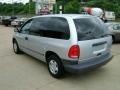 2000 Bright Silver Metallic Dodge Caravan   photo #3