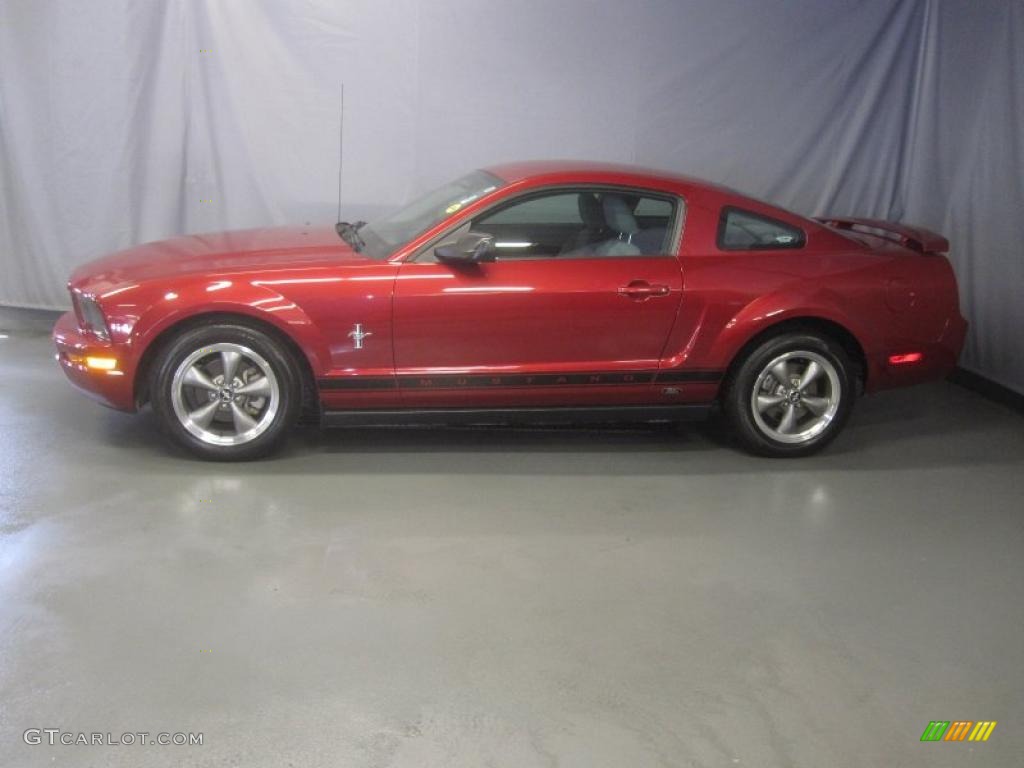 2006 Mustang V6 Deluxe Coupe - Redfire Metallic / Light Graphite photo #2