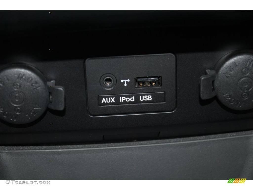 2011 Sorento LX AWD - Titanium Silver / Black photo #36