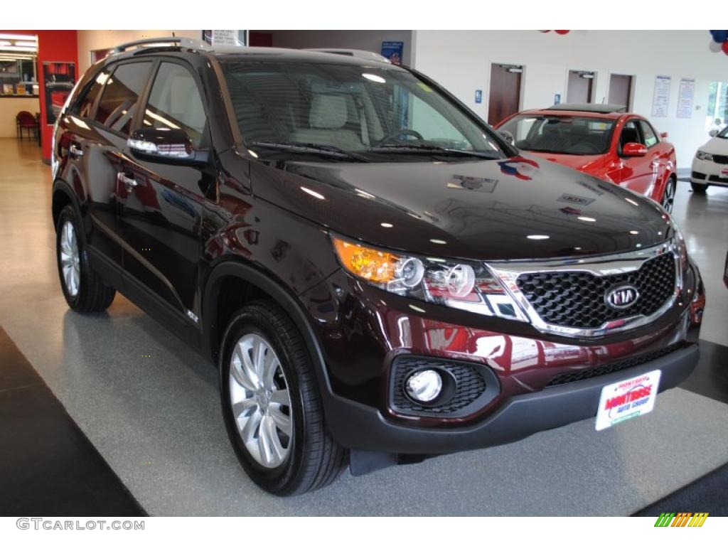 2011 Sorento LX V6 AWD - Dark Cherry / Beige photo #10