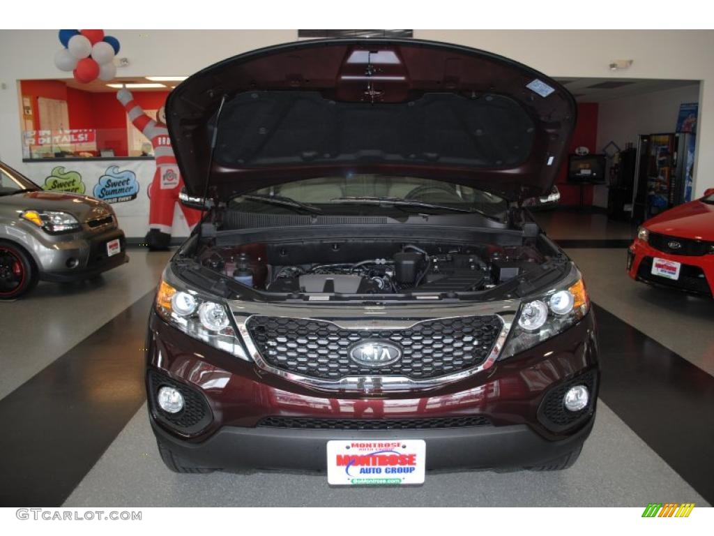 2011 Sorento LX V6 AWD - Dark Cherry / Beige photo #23