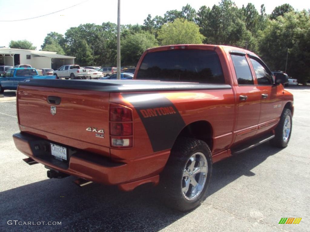 2005 Ram 1500 SLT Daytona Quad Cab 4x4 - Go ManGo! / Dark Slate Gray photo #8