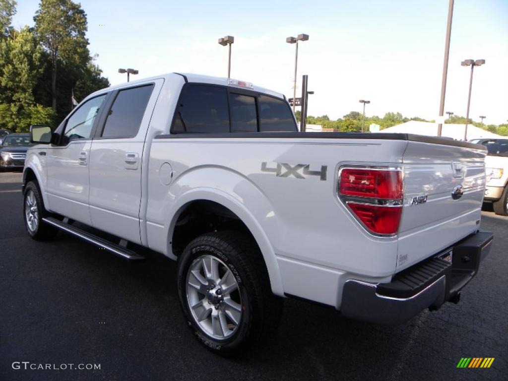 2010 F150 Lariat SuperCrew 4x4 - Oxford White / Tan photo #30