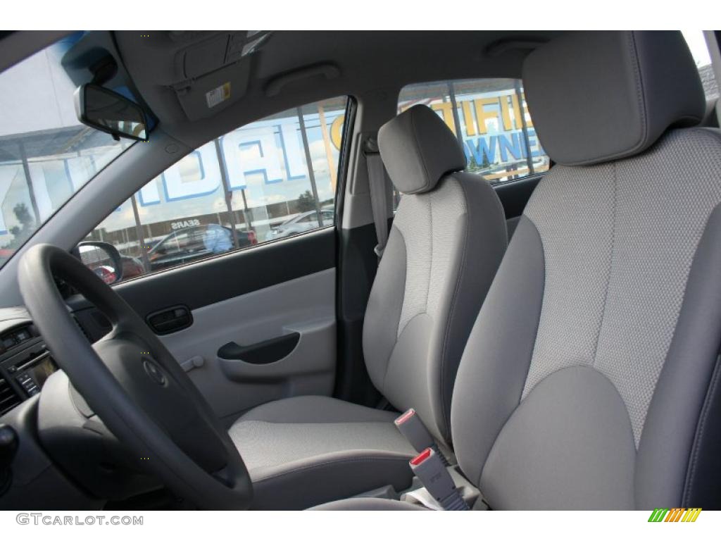 2010 Accent GLS 4 Door - Charcoal Gray / Gray photo #15