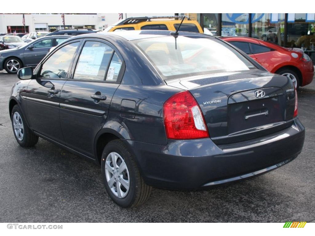 2010 Accent GLS 4 Door - Charcoal Gray / Gray photo #20
