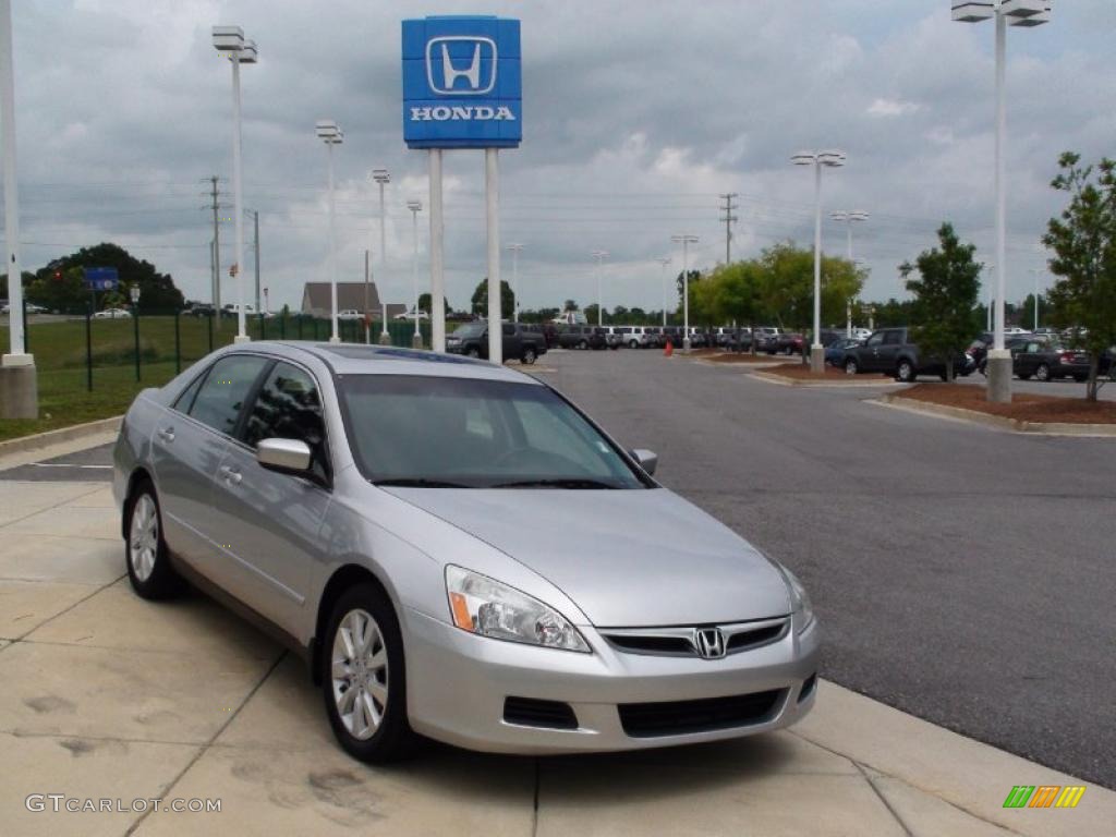 2006 Accord LX V6 Sedan - Alabaster Silver Metallic / Black photo #2