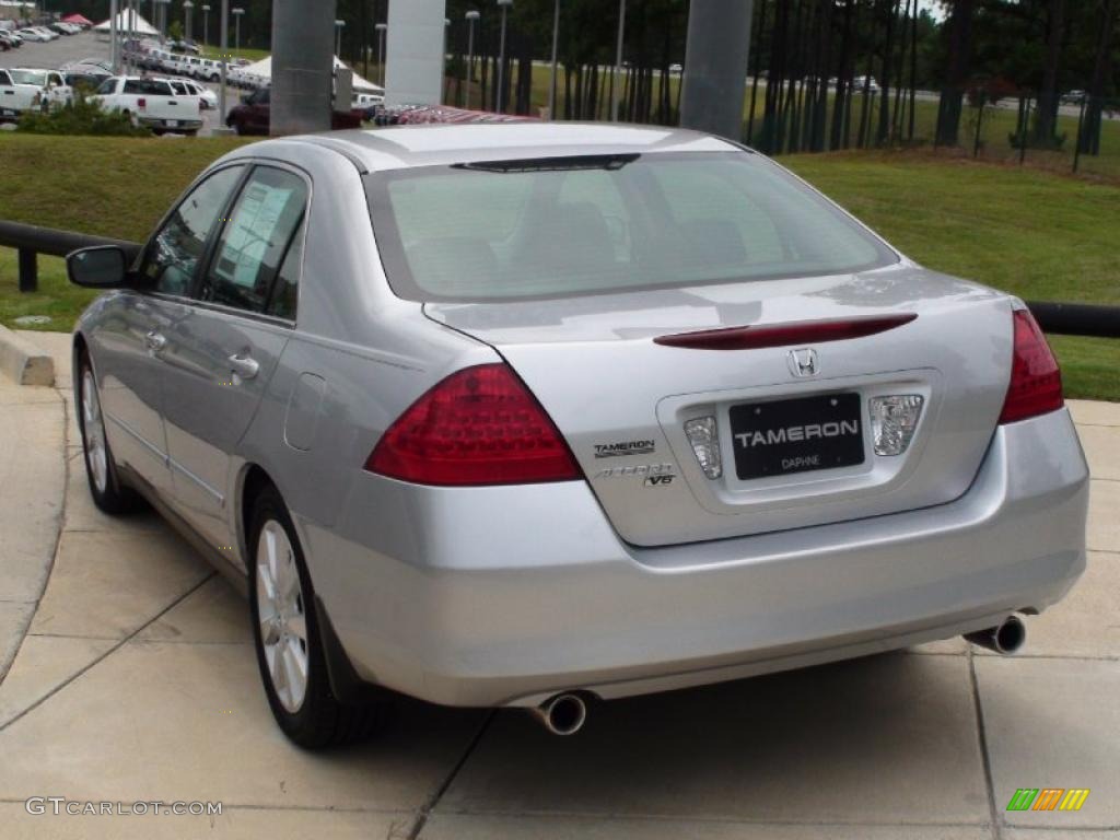 2006 Accord LX V6 Sedan - Alabaster Silver Metallic / Black photo #9