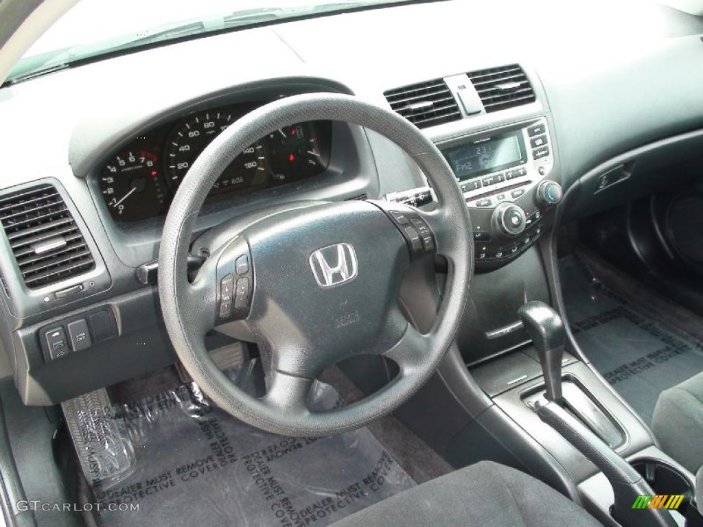2006 Accord LX V6 Sedan - Alabaster Silver Metallic / Black photo #18