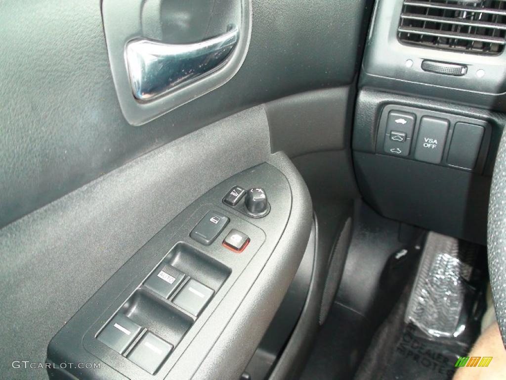 2006 Accord LX V6 Sedan - Alabaster Silver Metallic / Black photo #21