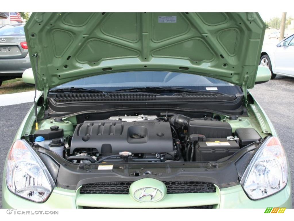 2010 Accent GS 3 Door - Apple Green / Black photo #7