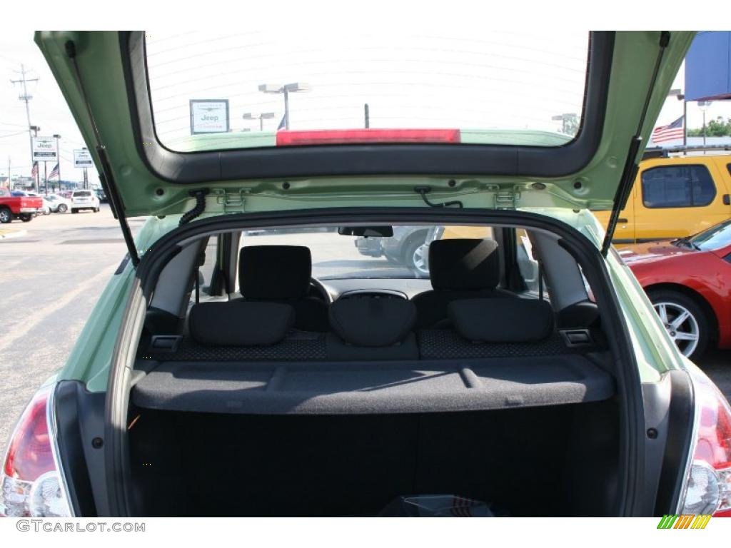 2010 Accent GS 3 Door - Apple Green / Black photo #10