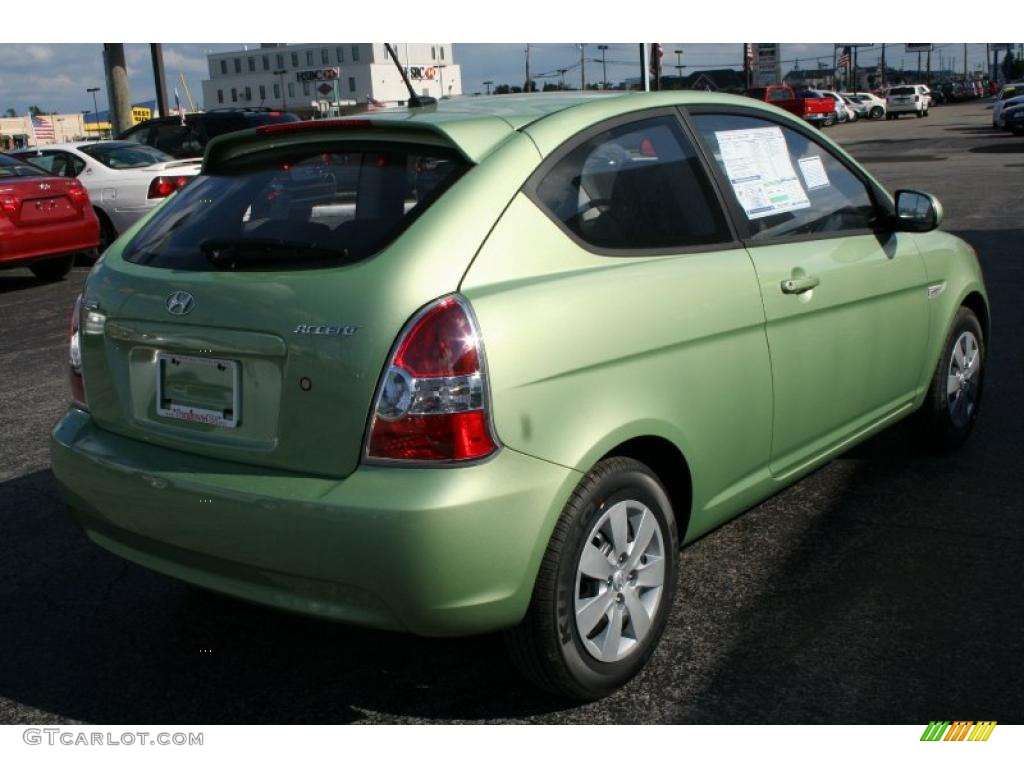 2010 Accent GS 3 Door - Apple Green / Black photo #15