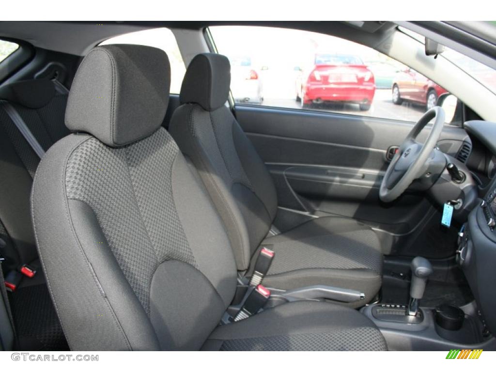 2010 Accent GS 3 Door - Apple Green / Black photo #17