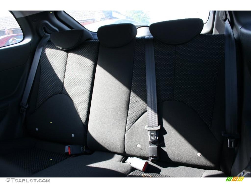 2010 Accent GS 3 Door - Apple Green / Black photo #19