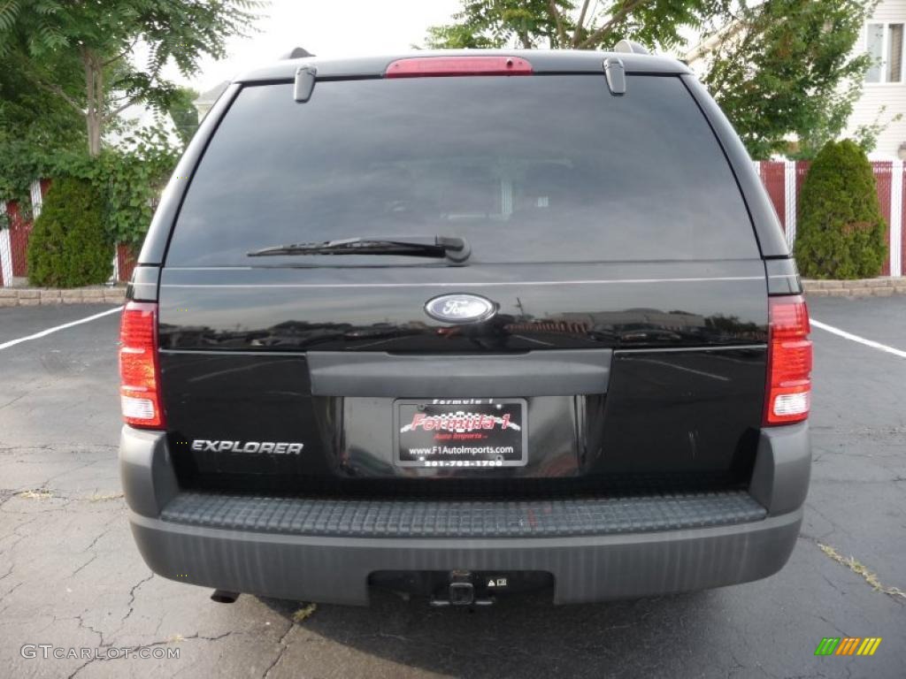 2004 Explorer XLS 4x4 - Black / Graphite photo #3