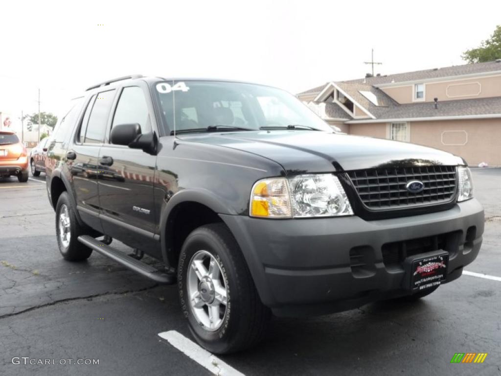 2004 Explorer XLS 4x4 - Black / Graphite photo #6