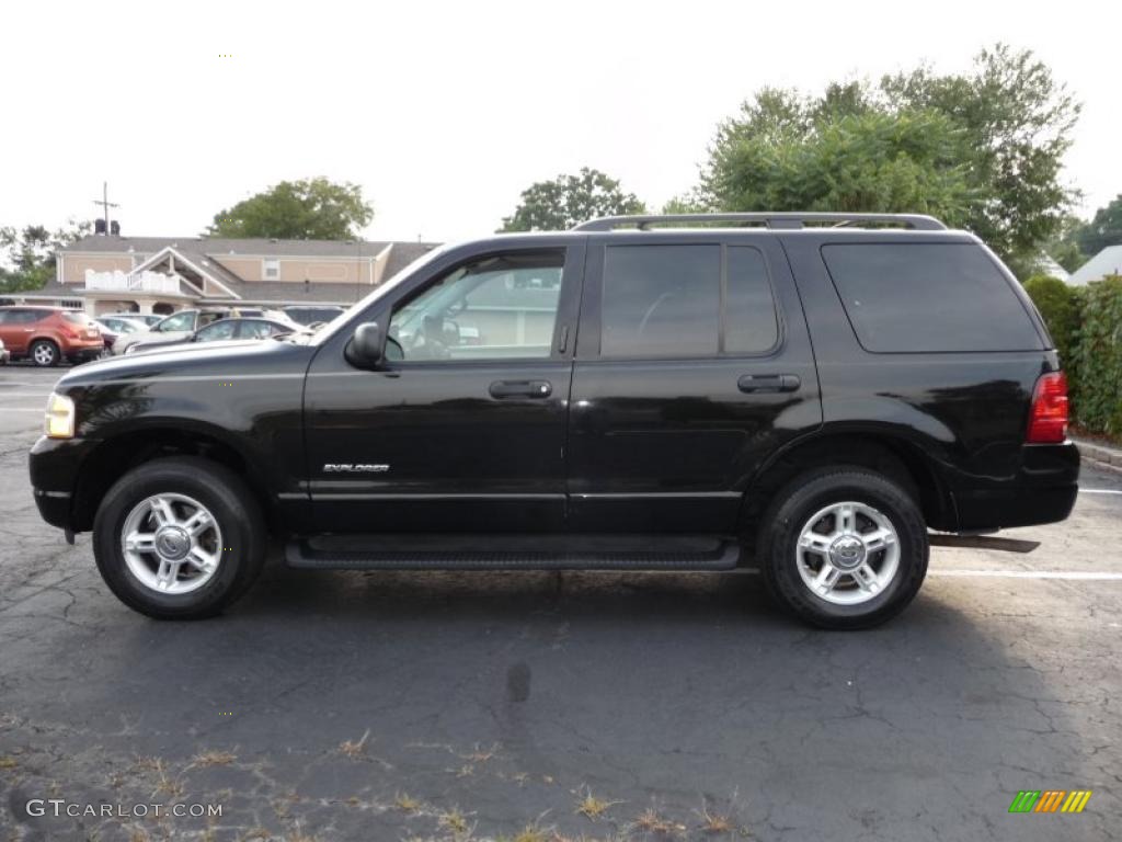 2004 Explorer XLT 4x4 - Black / Graphite photo #9