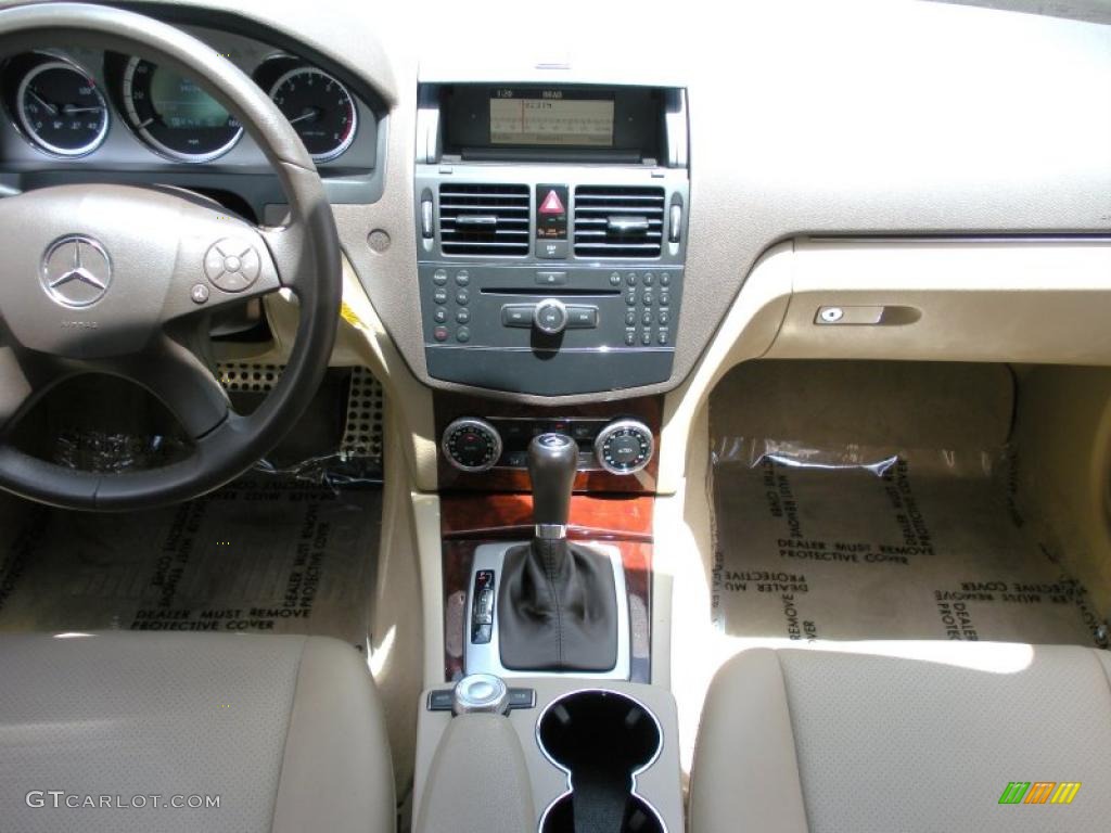 2009 Mercedes-Benz C 300 Sport Almond/Mocha Dashboard Photo #33227208