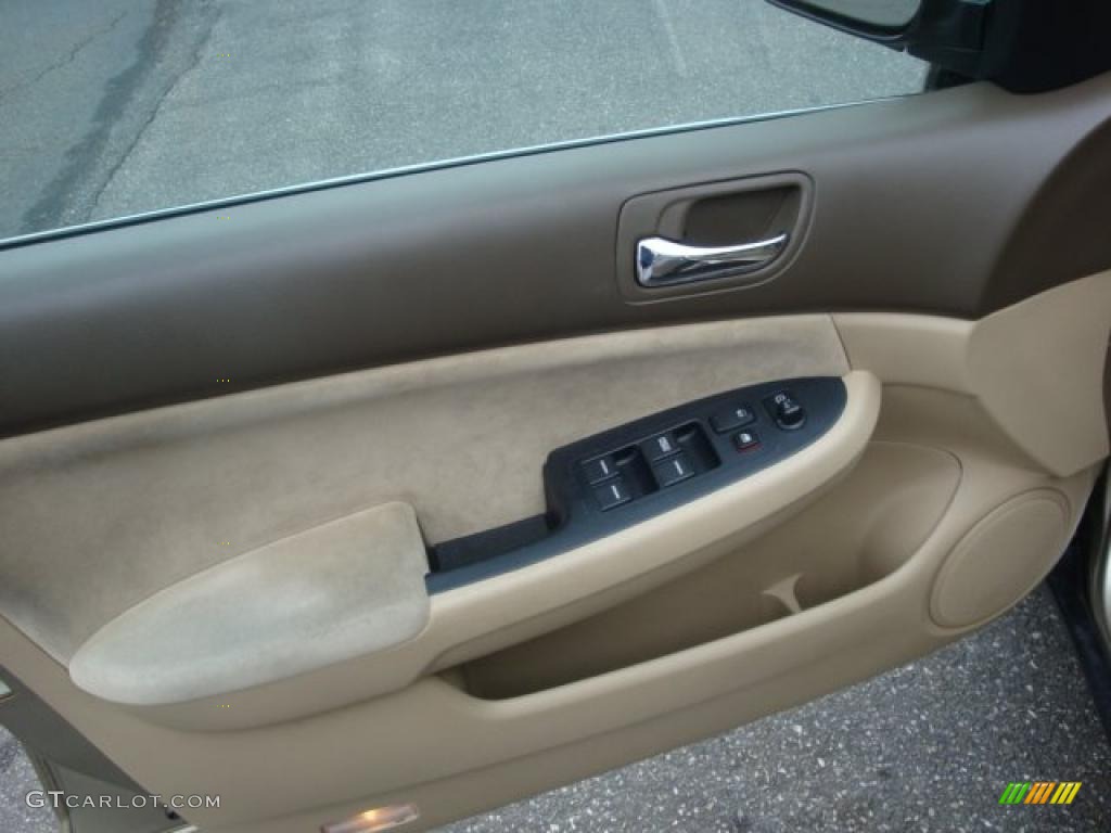 2003 Accord LX Sedan - Desert Mist Metallic / Ivory photo #11