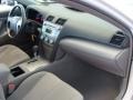 Super White - Camry LE Photo No. 30