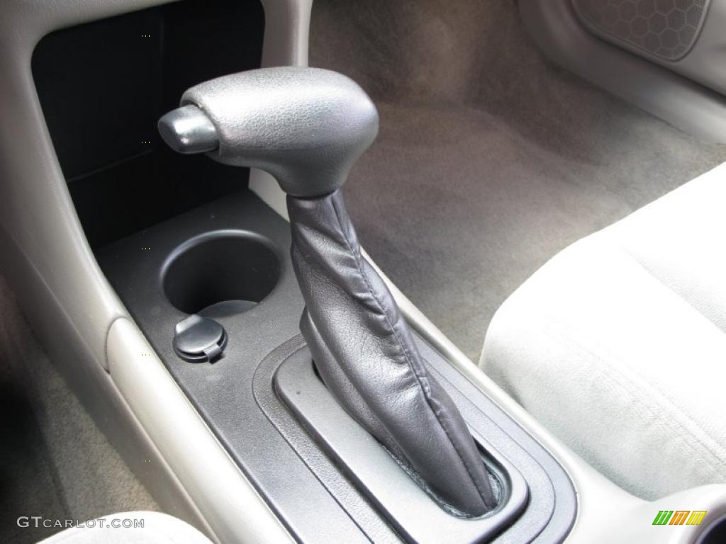 2005 Impala LS - Medium Gray Metallic / Medium Gray photo #20