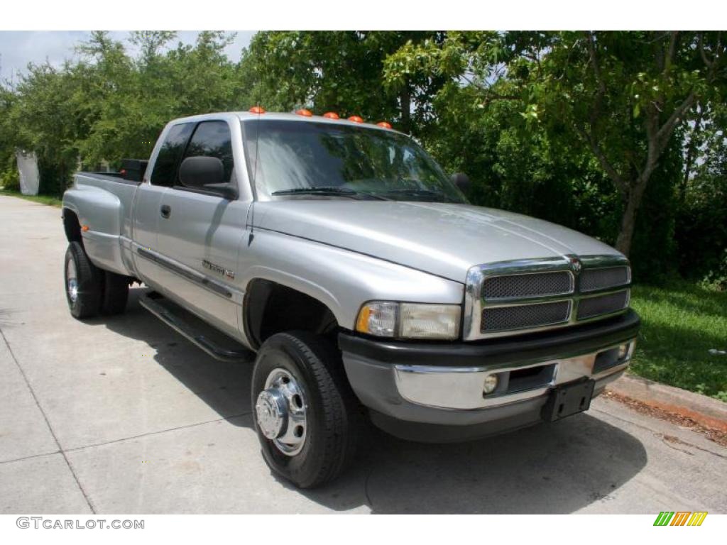 2001 Ram 3500 SLT Club Cab 4x4 Dually - Bright Silver Metallic / Agate photo #15