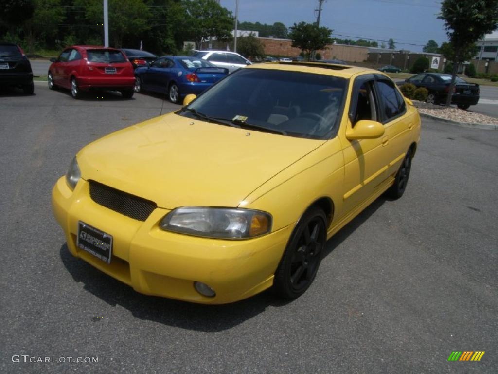 2003 Sentra SE-R Spec V - Sunburst Yellow / Black photo #1
