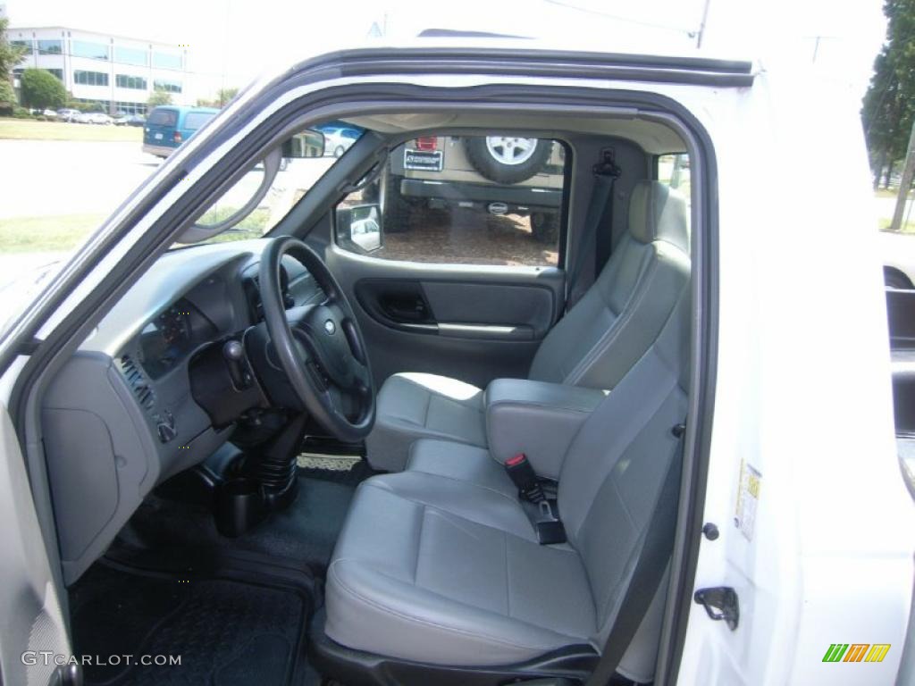 2006 Ranger XL Regular Cab - Oxford White / Medium Dark Flint photo #9