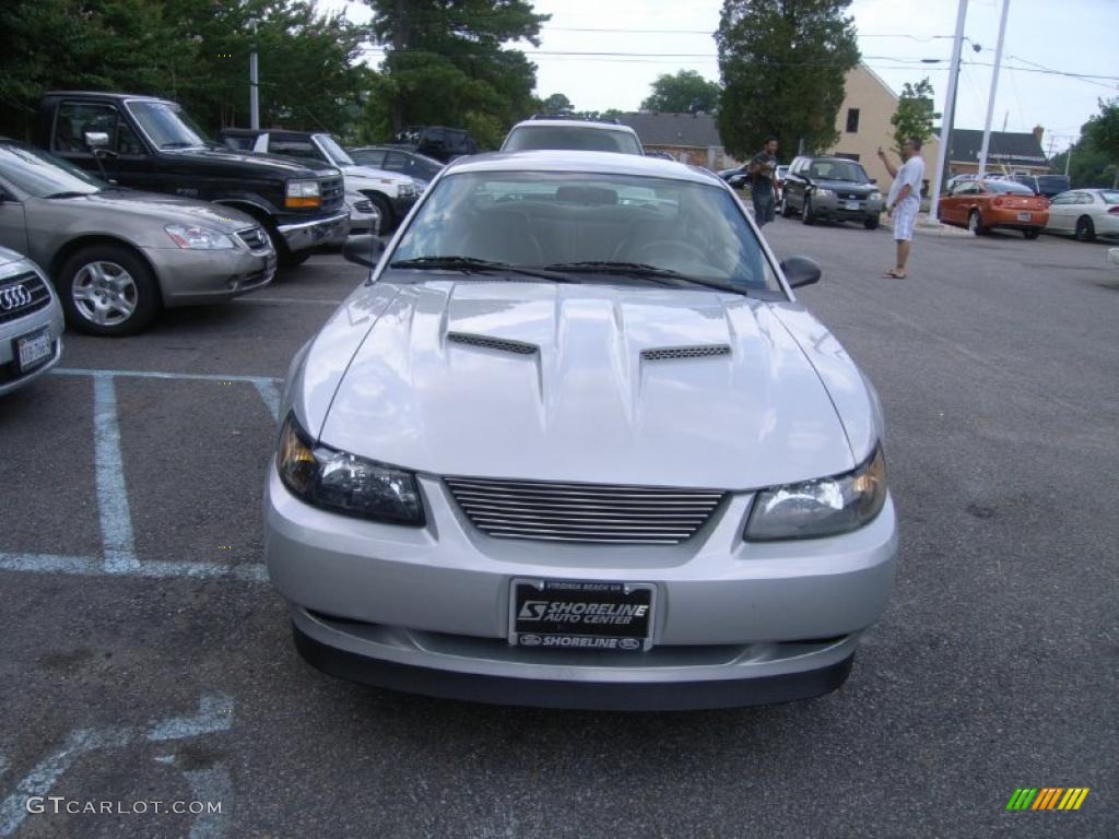2002 Mustang GT Coupe - Satin Silver Metallic / Medium Graphite photo #8