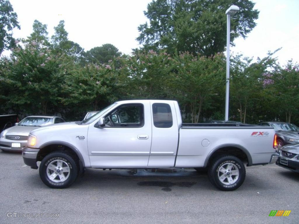 2003 F150 FX4 SuperCab 4x4 - Silver Metallic / Medium Graphite Grey photo #2