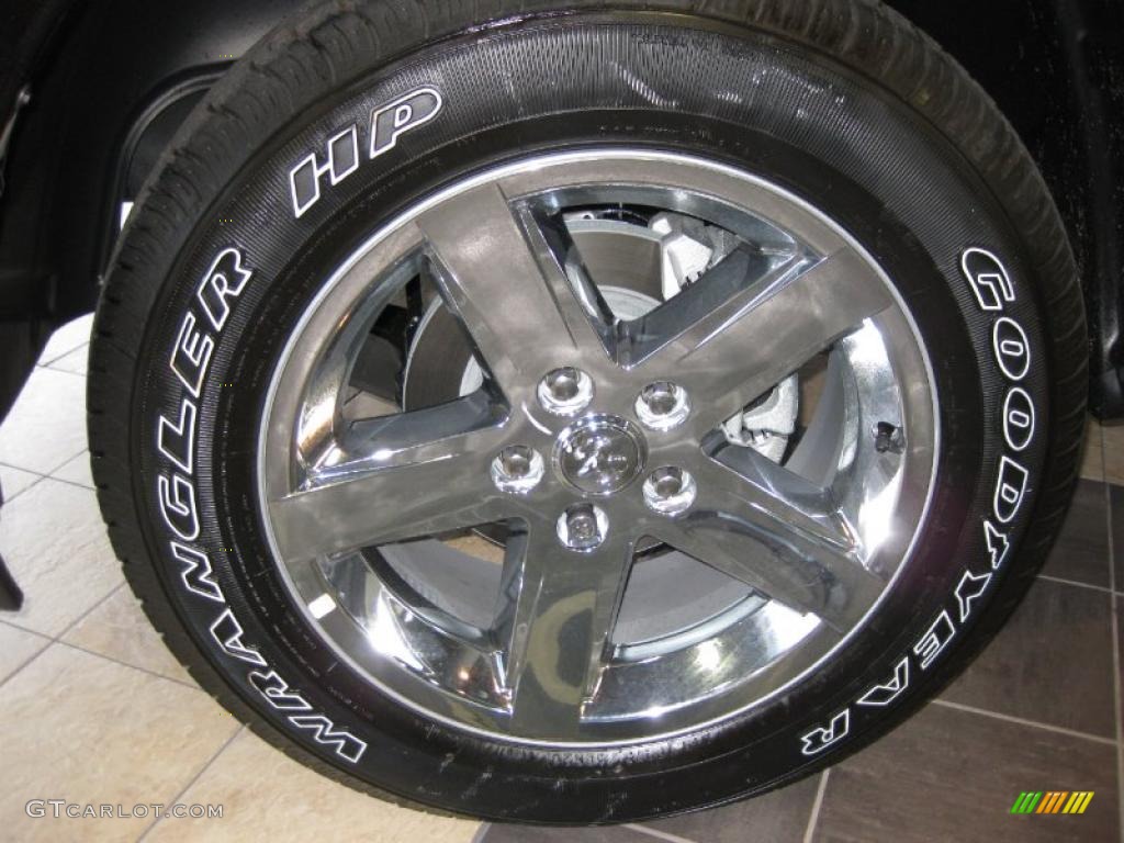 2010 Ram 1500 Big Horn Quad Cab - Brilliant Black Crystal Pearl / Dark Slate/Medium Graystone photo #2
