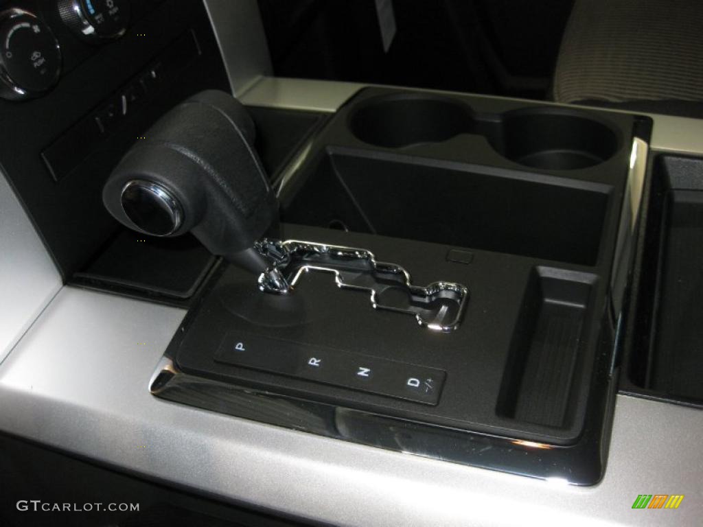 2010 Ram 1500 Big Horn Quad Cab - Brilliant Black Crystal Pearl / Dark Slate/Medium Graystone photo #22