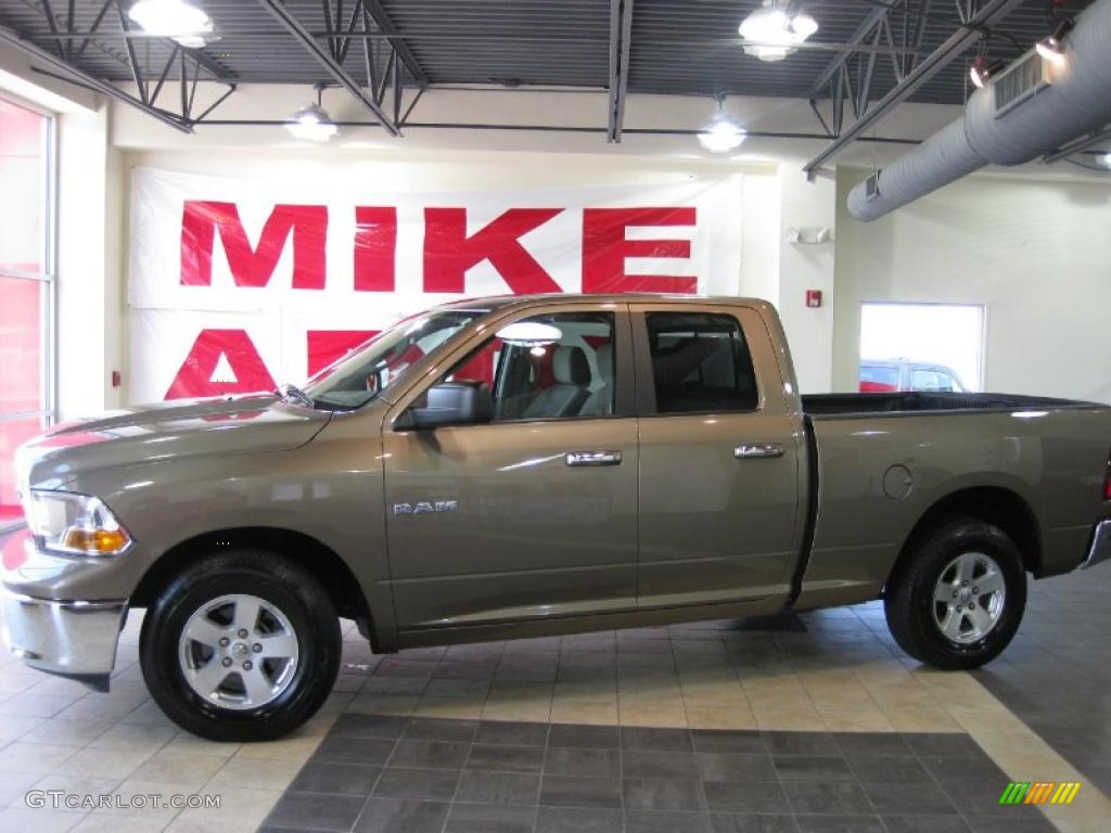 2009 Ram 1500 SLT Quad Cab - Austin Tan Pearl / Light Pebble Beige/Bark Brown photo #1