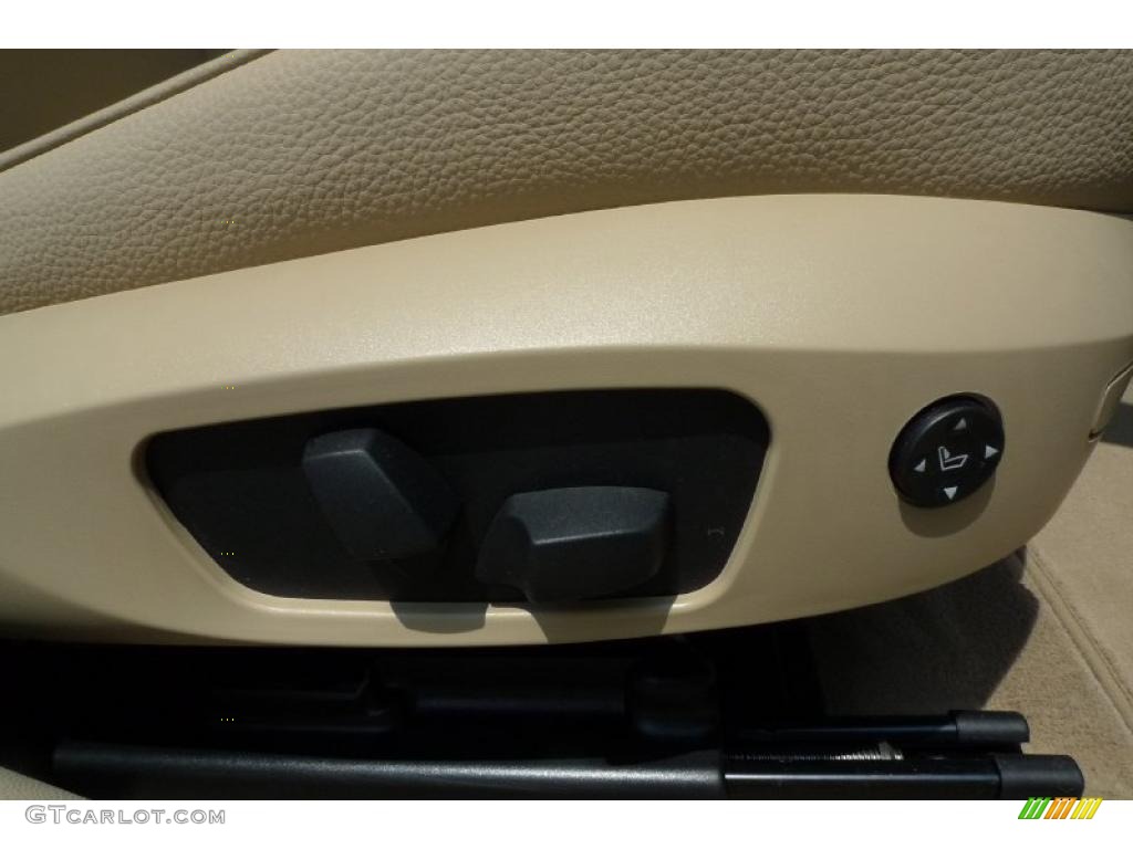 2010 3 Series 328i xDrive Sedan - Platinum Bronze Metallic / Cream Beige photo #35