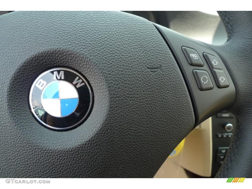 2010 3 Series 328i xDrive Sedan - Platinum Bronze Metallic / Cream Beige photo #41