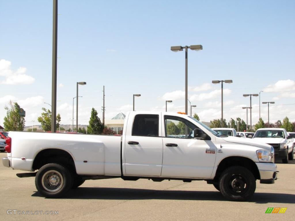 2008 Ram 3500 Big Horn Edition Quad Cab 4x4 Dually - Bright White / Medium Slate Gray photo #11