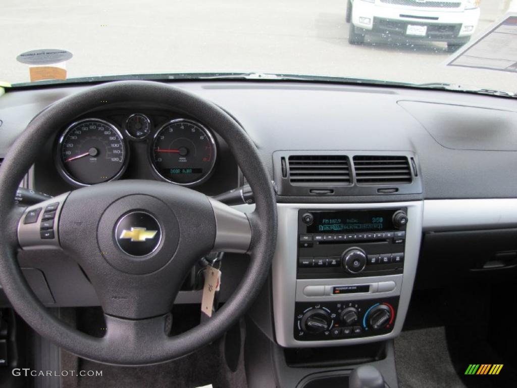 2009 Cobalt LT Sedan - Silver Moss Metallic / Ebony photo #8