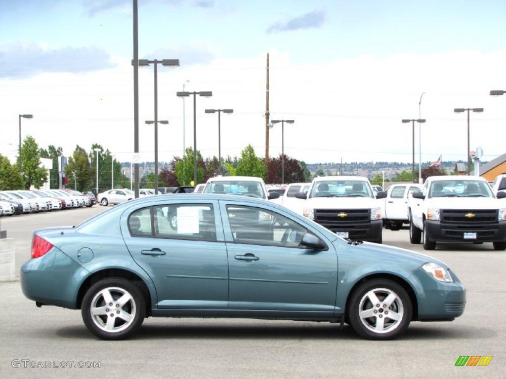 2009 Cobalt LT Sedan - Silver Moss Metallic / Ebony photo #11