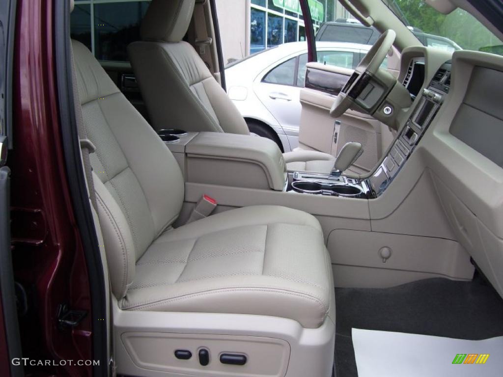 2010 Navigator L 4x4 - Royal Red Metallic / Stone photo #10