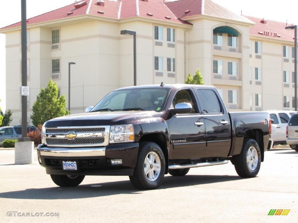 2008 Silverado 1500 LT Crew Cab 4x4 - Dark Cherry Metallic / Light Cashmere/Ebony Accents photo #2
