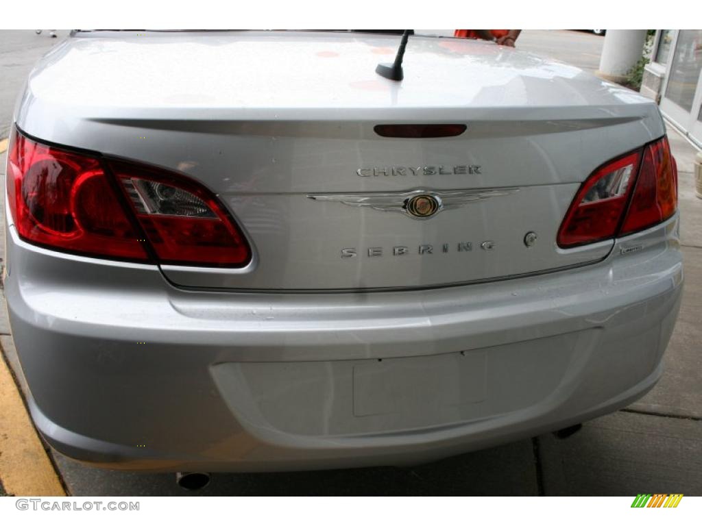 2010 Sebring Limited Convertible - Bright Silver Metallic / Dark Slate Gray photo #11
